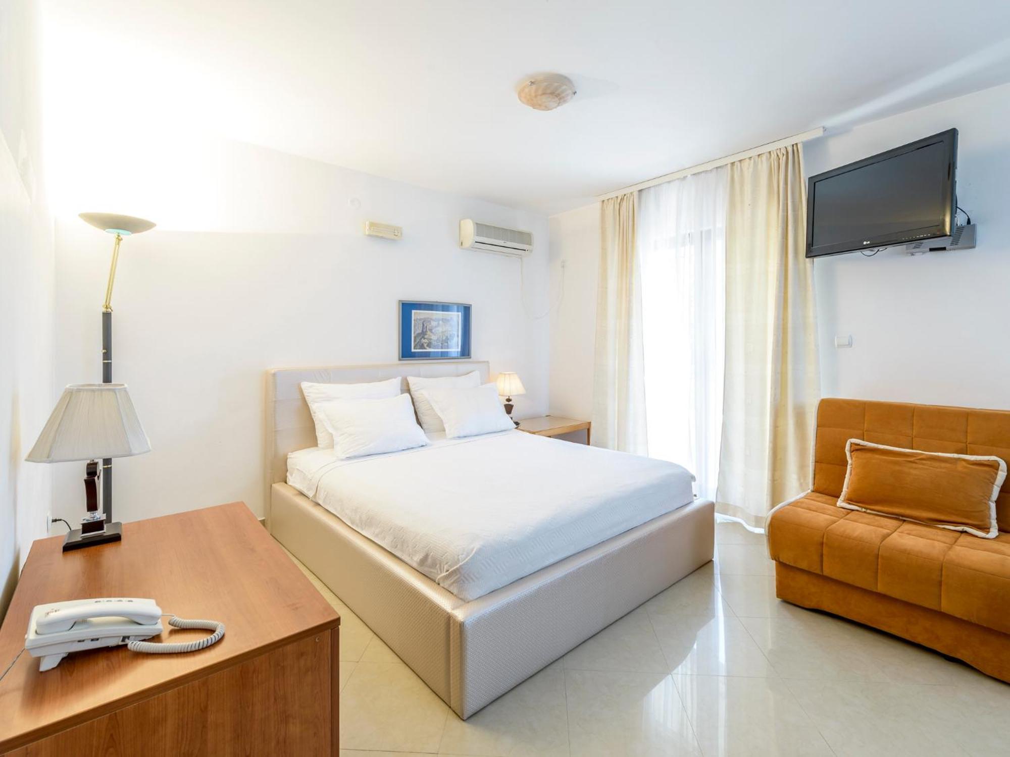 Captain Apartments Budva Eksteriør billede